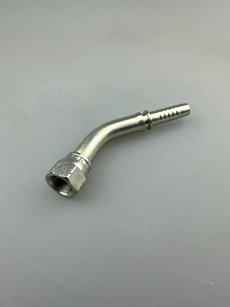 Фитинг JIC 9/16 dn10 (45)