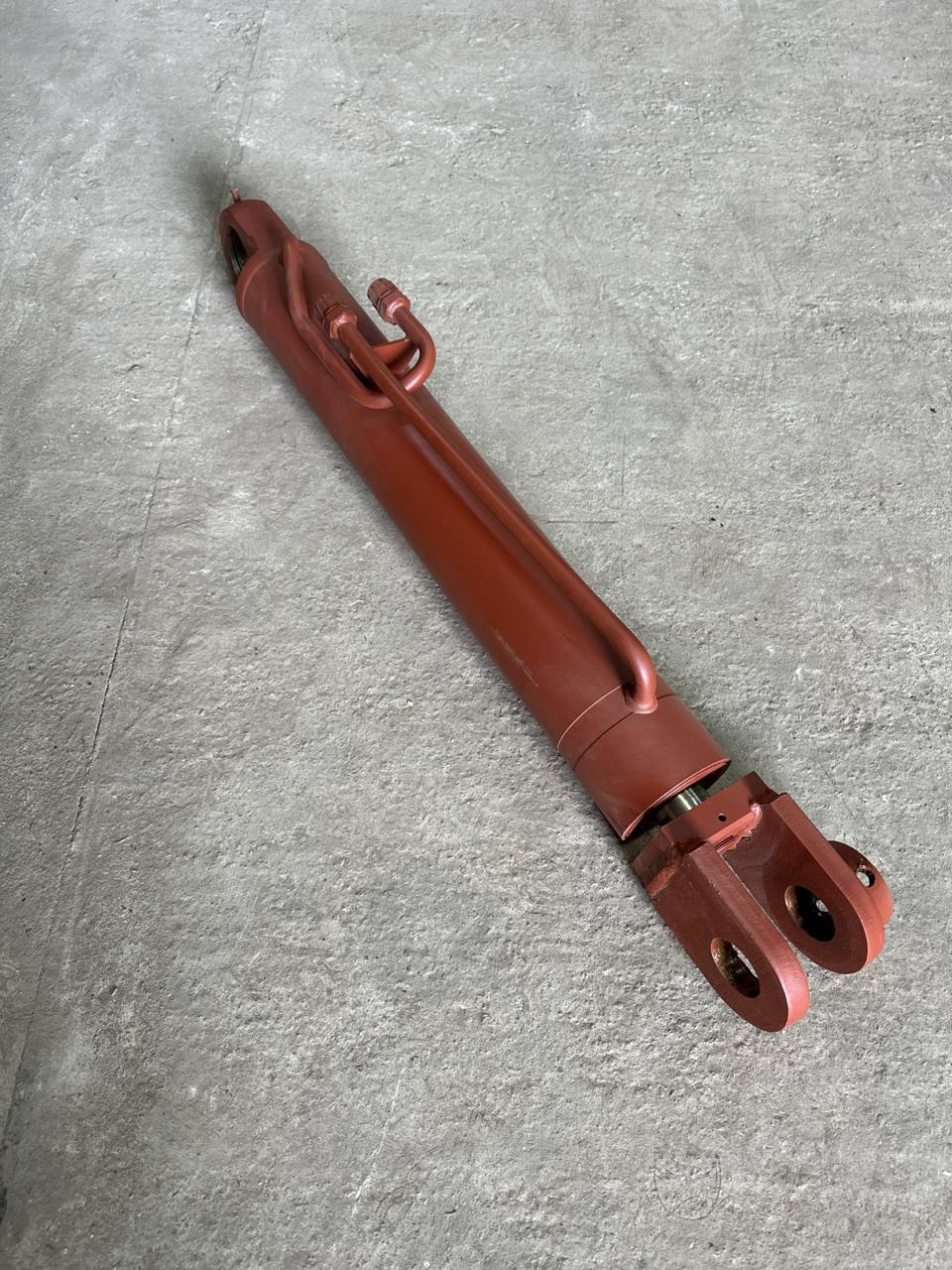 Гидроцилиндр стрелы ТО-18Б.06.02.000 (ТО-18Б.06.19.000) (125х60х710)