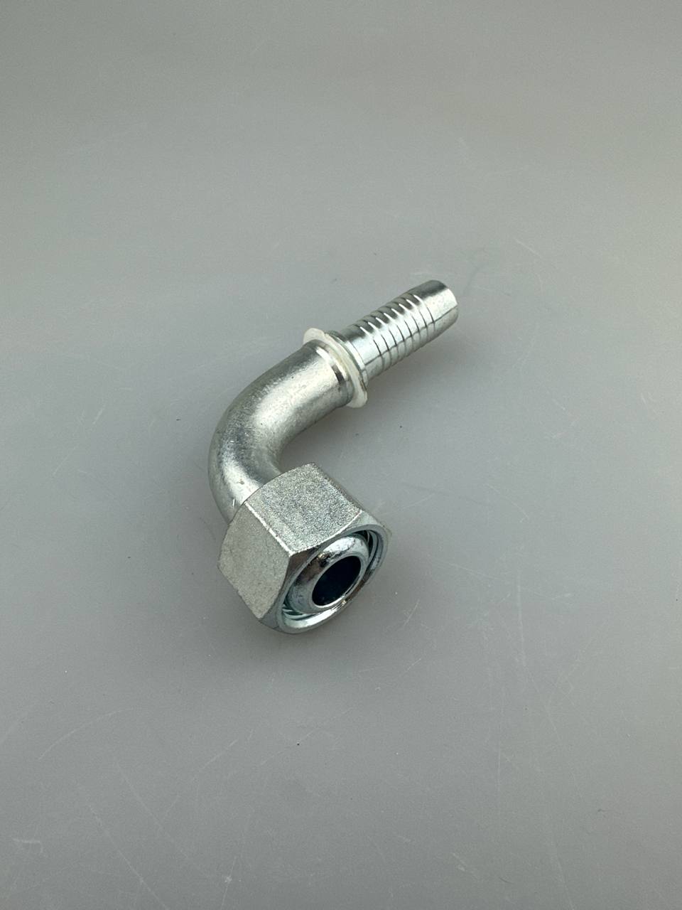 Фитинг DK М30x2 dn20 (90)