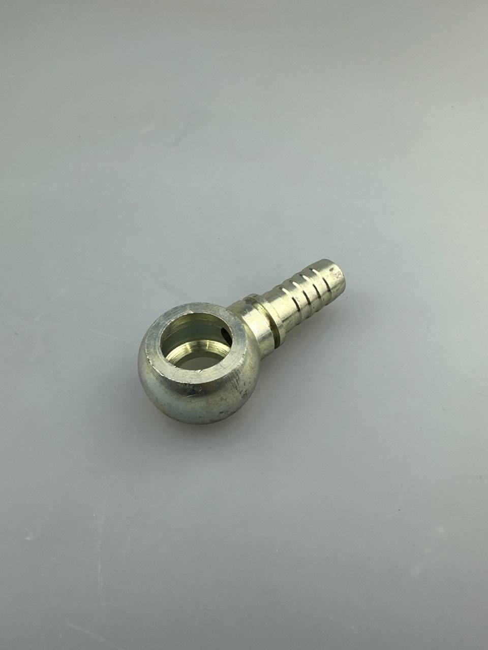 Фитинг Banjo M22x1,5 dn16