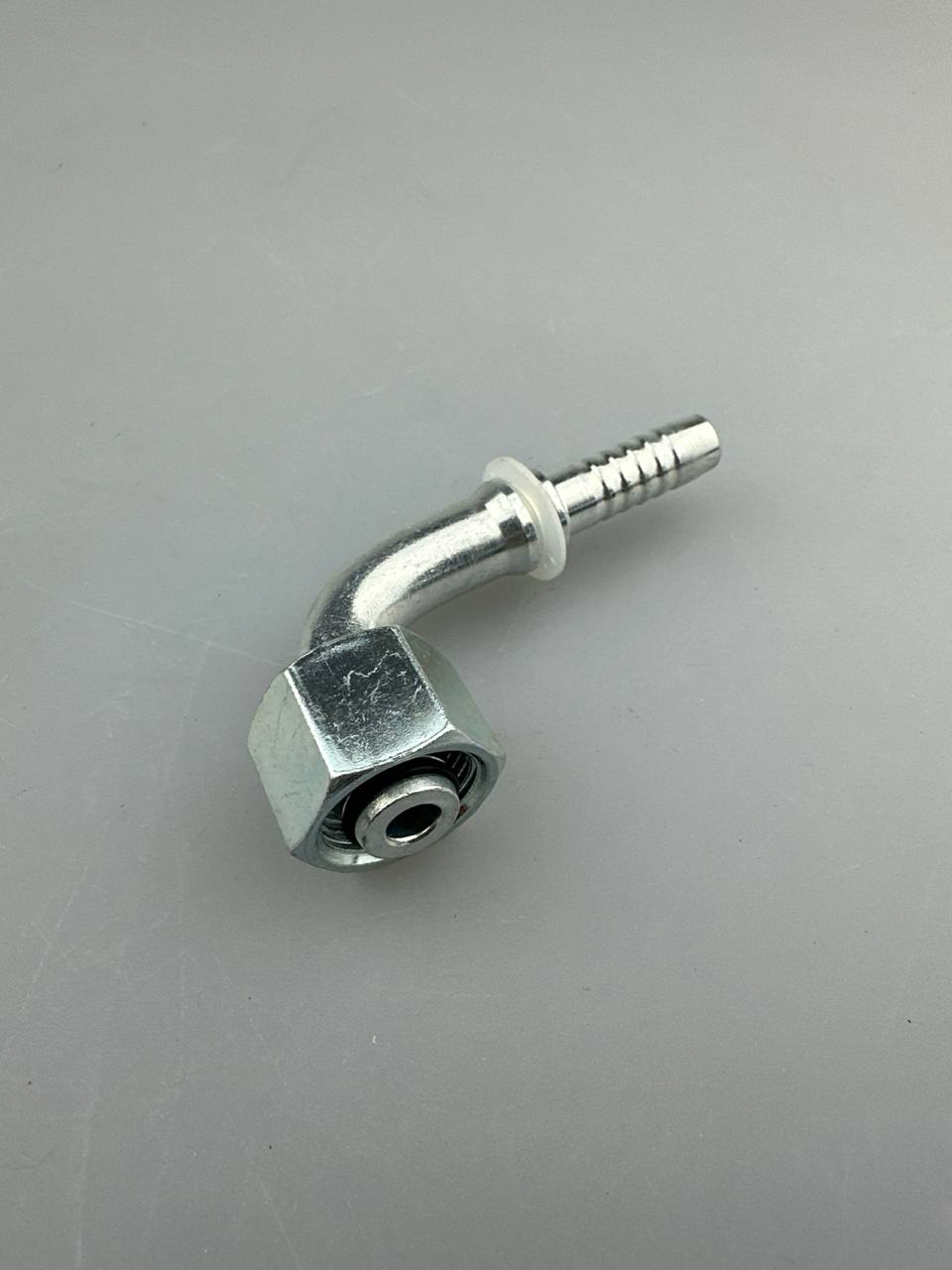 Фитинг DKOS 20х1,5 dn10 (90)