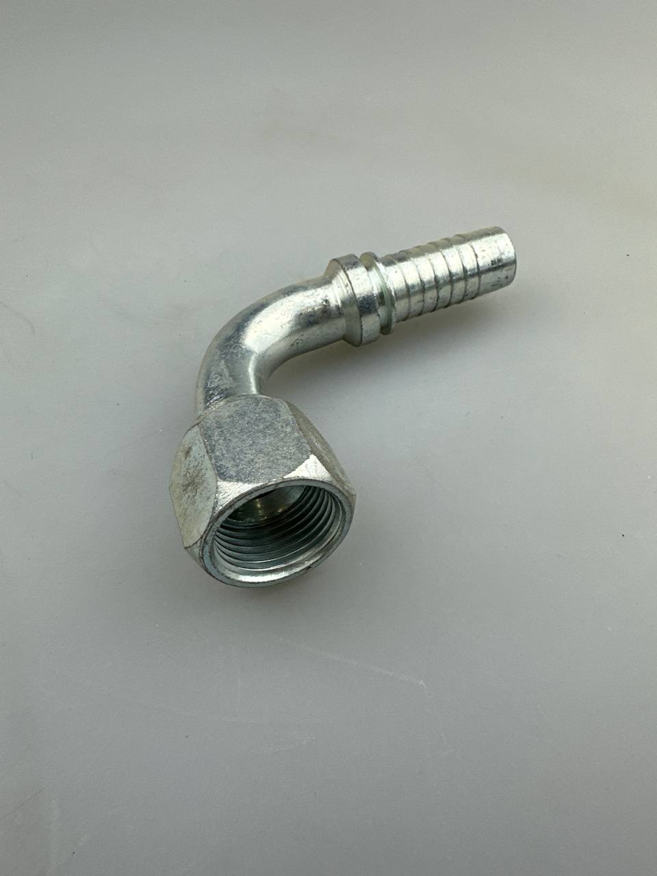 Фитинг JIC 1 1/16 dn20 (90)