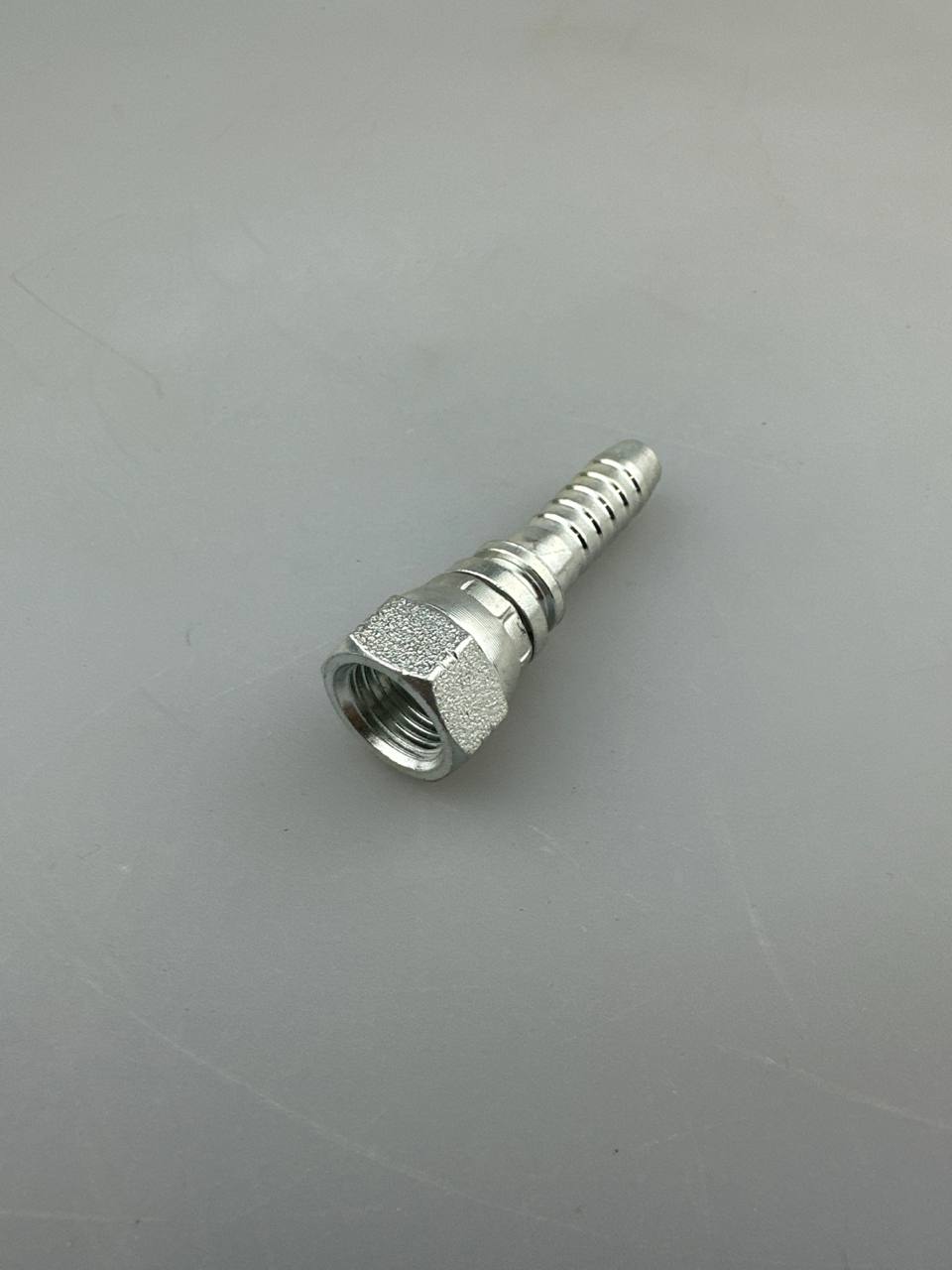 Фитинг JIC 9/16 dn10