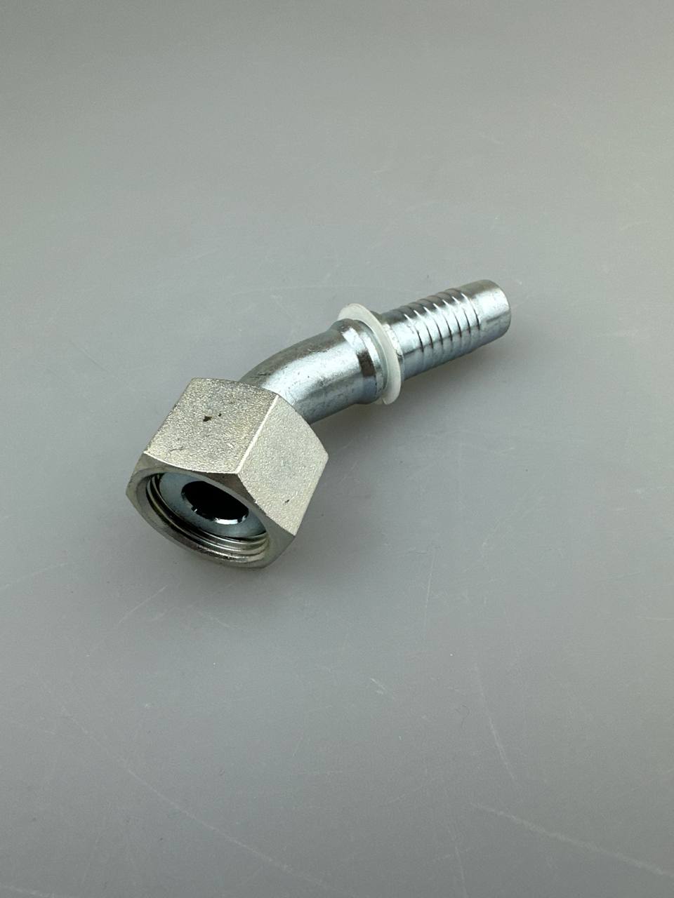 Фитинг ORFS 1 3/16 dn20 (45)