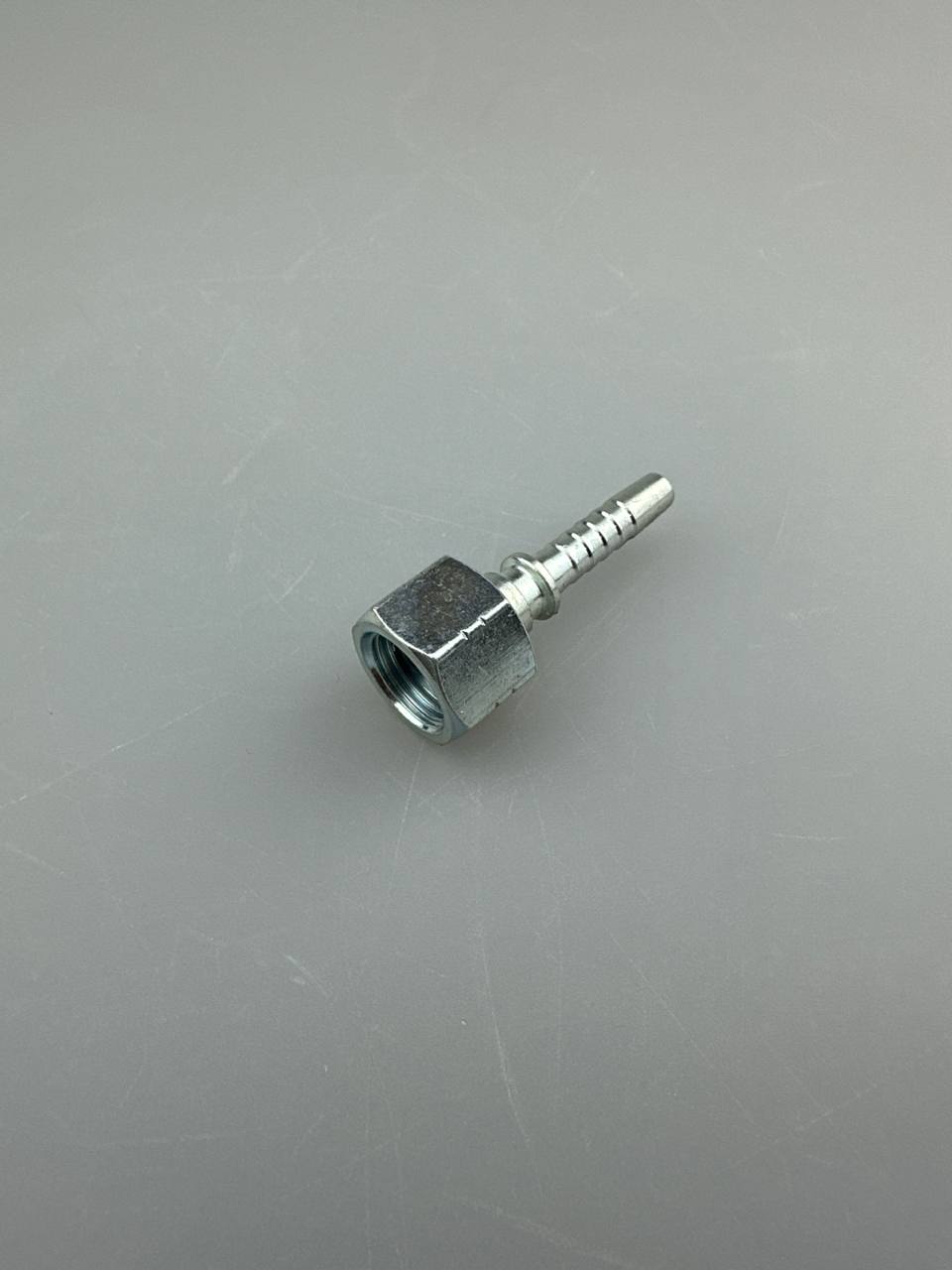 Фитинг ORFS 9/16 dn6