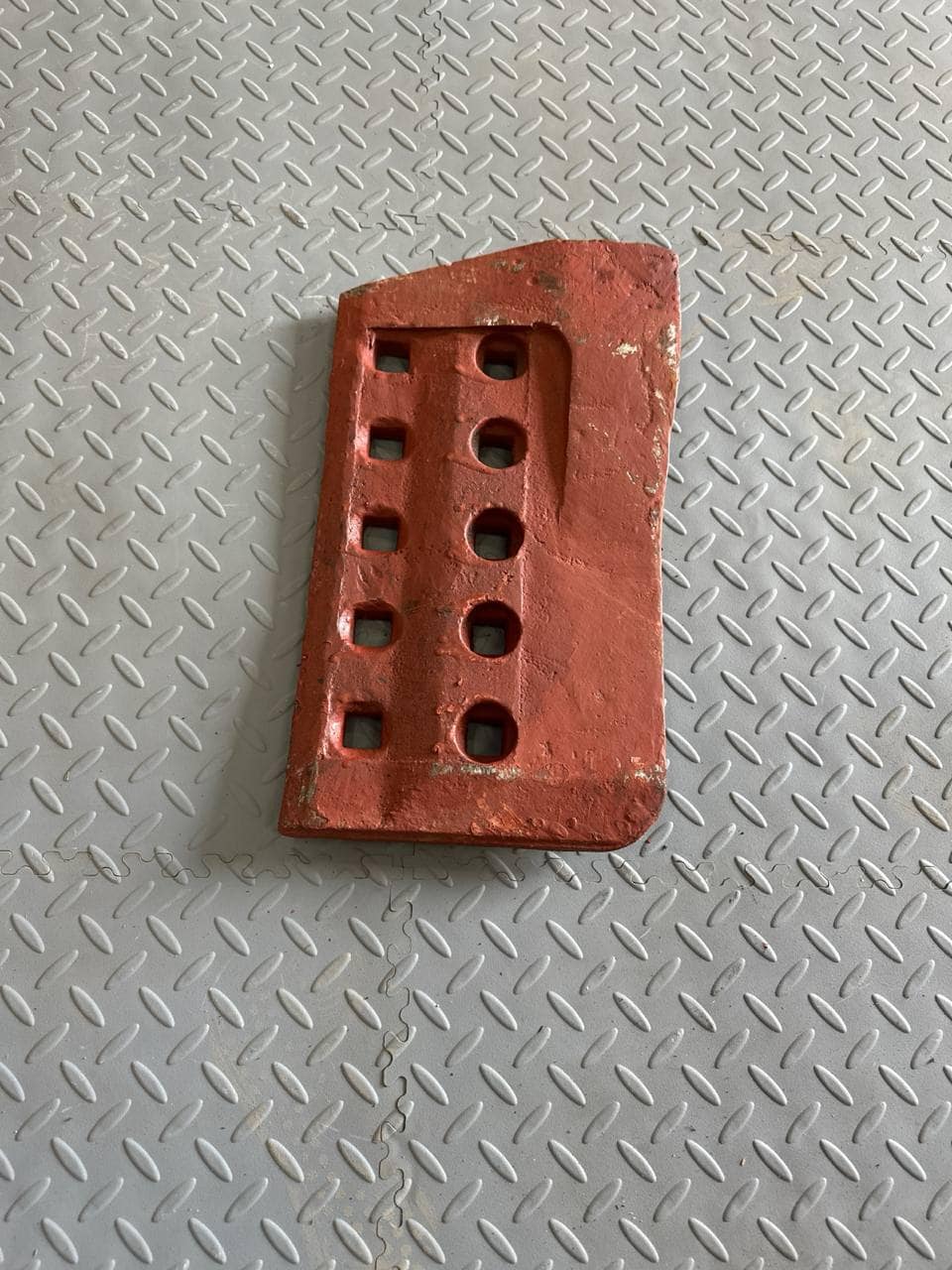 Нож боковой левый А130.34.14.001-01(10 отв) 450х45х260