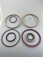 Ремкомплект гидроцилиндра ковша для Амкодор 352 (180х80 немецкие уплотнения)