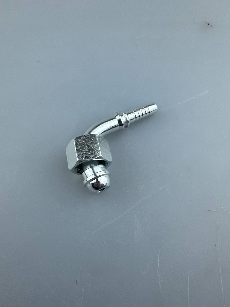 Фитинг DK М22x1.5 dn10 (90)