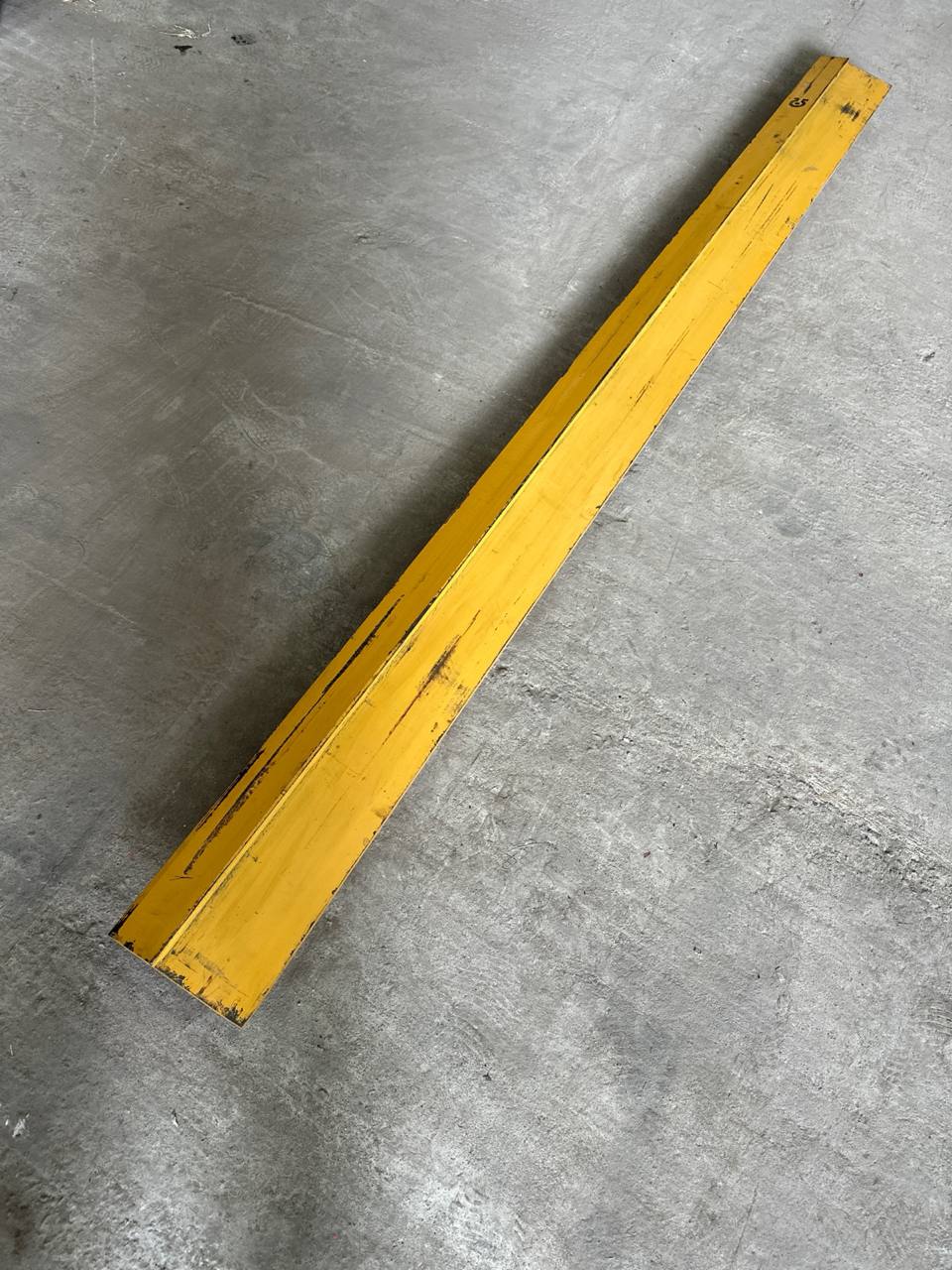 Нож 2650x203x32/19 кромка ковша (полустреловидный) 500 HB