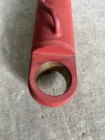 Гидроцилиндр ковша ТО-18Б.06.03.000 без ШСЛ