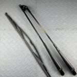 Пантографное устройство стеклоочиститель передний Амкодор PB-ARM.660GB-08C со щеткой