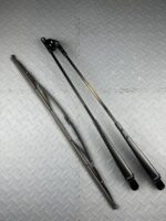 Пантографное устройство стеклоочиститель передний Амкодор PB-ARM.660GB-08C со щеткой