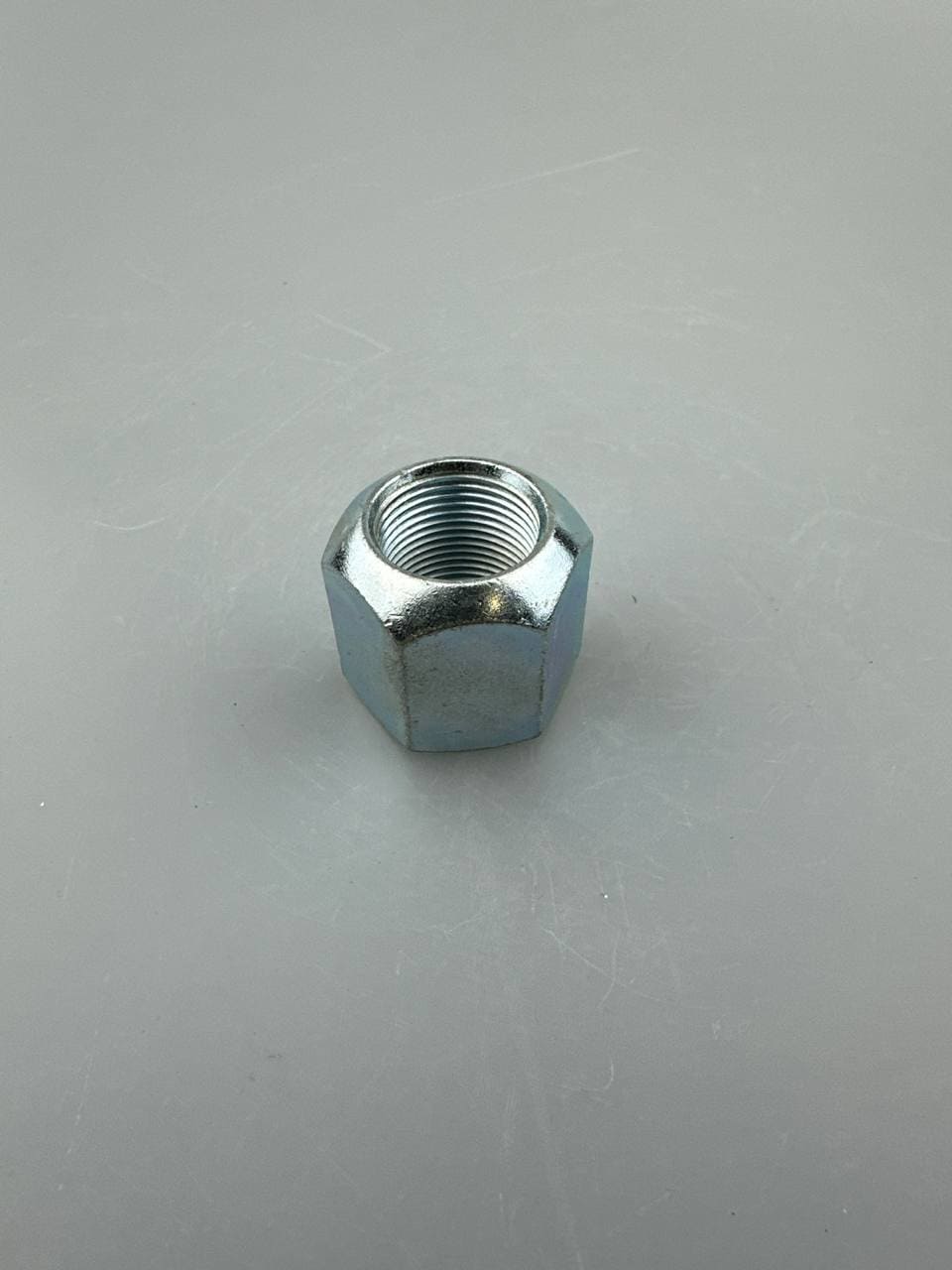 Гайка 350.05.00.001 крепление гидромоста м22