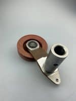 Натяжитель с роликом 260-1310105 (в сборе)