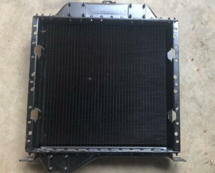 Радиатор 77-1301010 (2 подвода сверху, низ слева.)