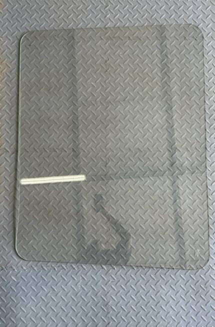 Стекло заднее нового образца 1070х814