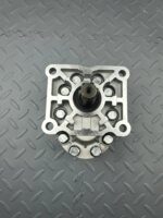 Насос шестеренный НШ-32У-3л 6 шлицов левый