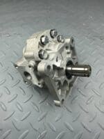 Насос шестеренный НШ-32У-3л 6 шлицов левый