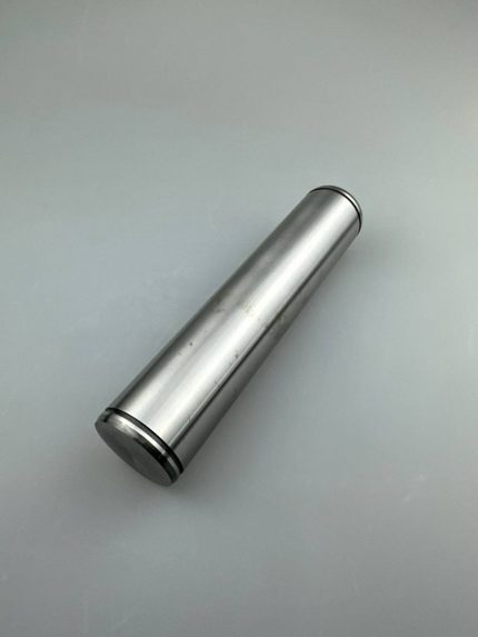 Палец верхней опоры аутригера JCB 811/90587, 811/70108