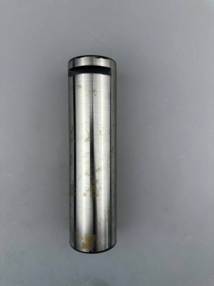 Палец R*Type (пов.колонка-каретка,на г/ц) Terex 6102859М1