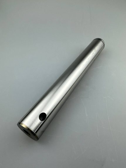 Палец тяга-стрела погрузчика TEREX 3520465М5