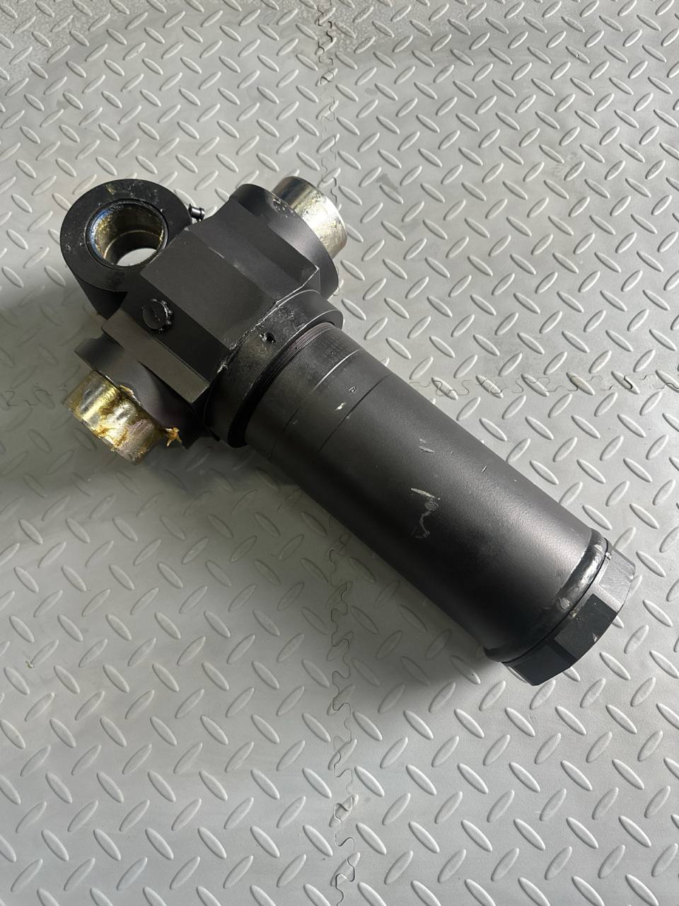 Гидроцилиндр поворота стрелы JCB 559/60216, 559/60215, 559/60154, 559/60192