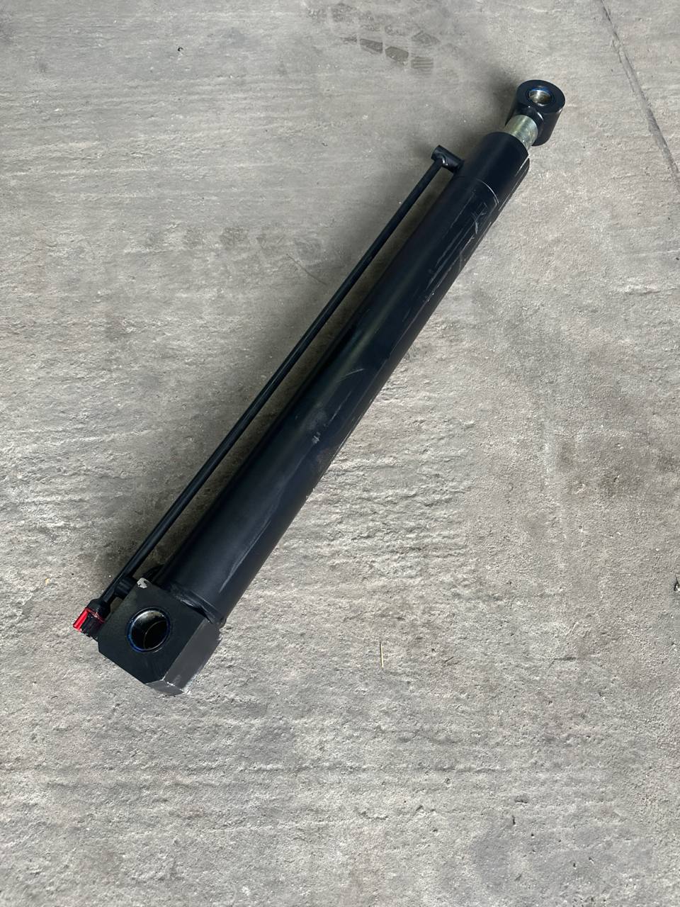 Гидроцилиндр ковша экскаватора JCB 557/60210, 557/60061, 557/60212