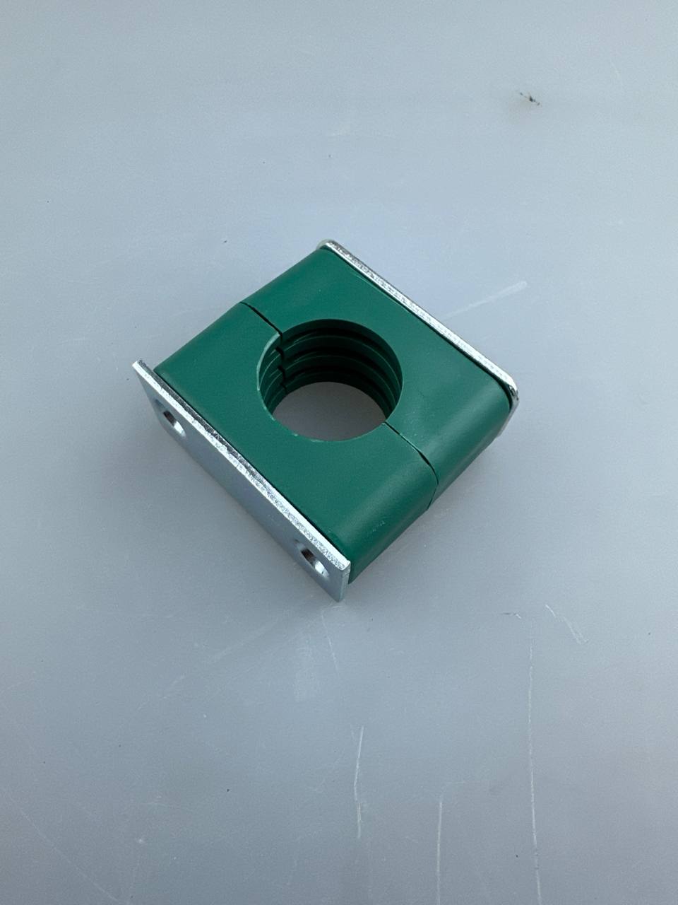 Крепеж для труб одинарный 35 (комплект)