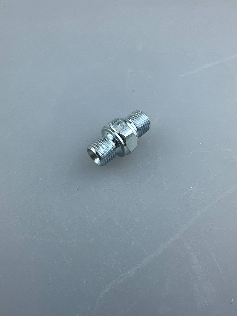 Адаптер DKM10х1(штуцер)-DKM10х1(штуцер)