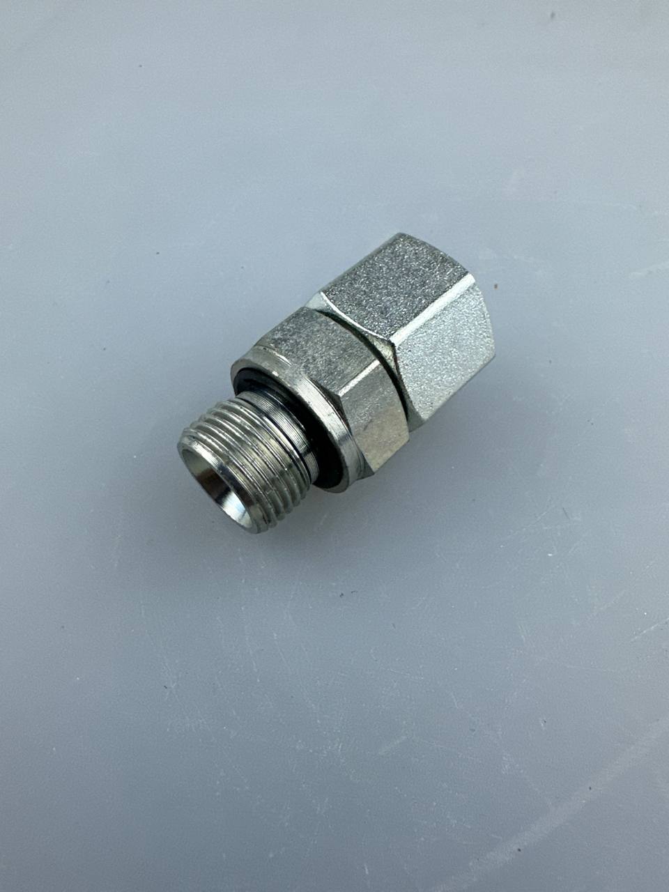 Адаптер BSP3/8(штуцер)-DKOL18х1,5(гайка)