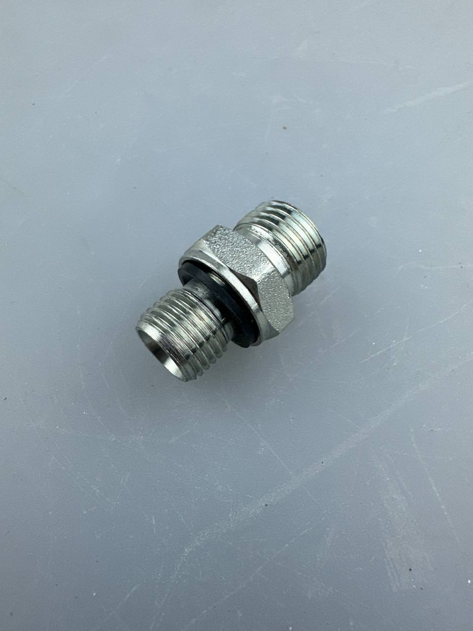 Адаптер DKOL16x1,5(штуцер)-BSP1/4(штуцер)